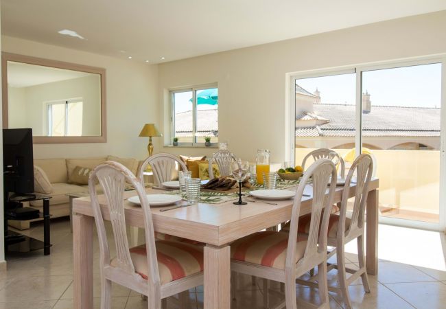 Apartamento em Vilamoura - Apartment Jacarandá - By D´alma Portuguesa Apartamento em Vilamoura - Apartment Jacarandá - By D´alma Portuguesa