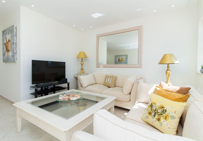 Apartamento em Vilamoura - Apartment Jacarandá - By D´alma Portuguesa Apartamento em Vilamoura - Apartment Jacarandá - By D´alma Portuguesa