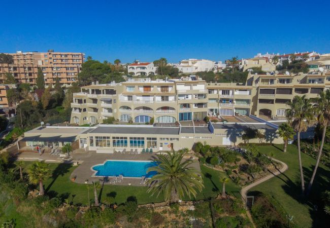 Apartamento em Albufeira - Brisa Mar - Aveiros Apartment by D'Alma Portuguesa Apartamento em Albufeira - Brisa Mar - Aveiros Apartment by D'Alma Portuguesa