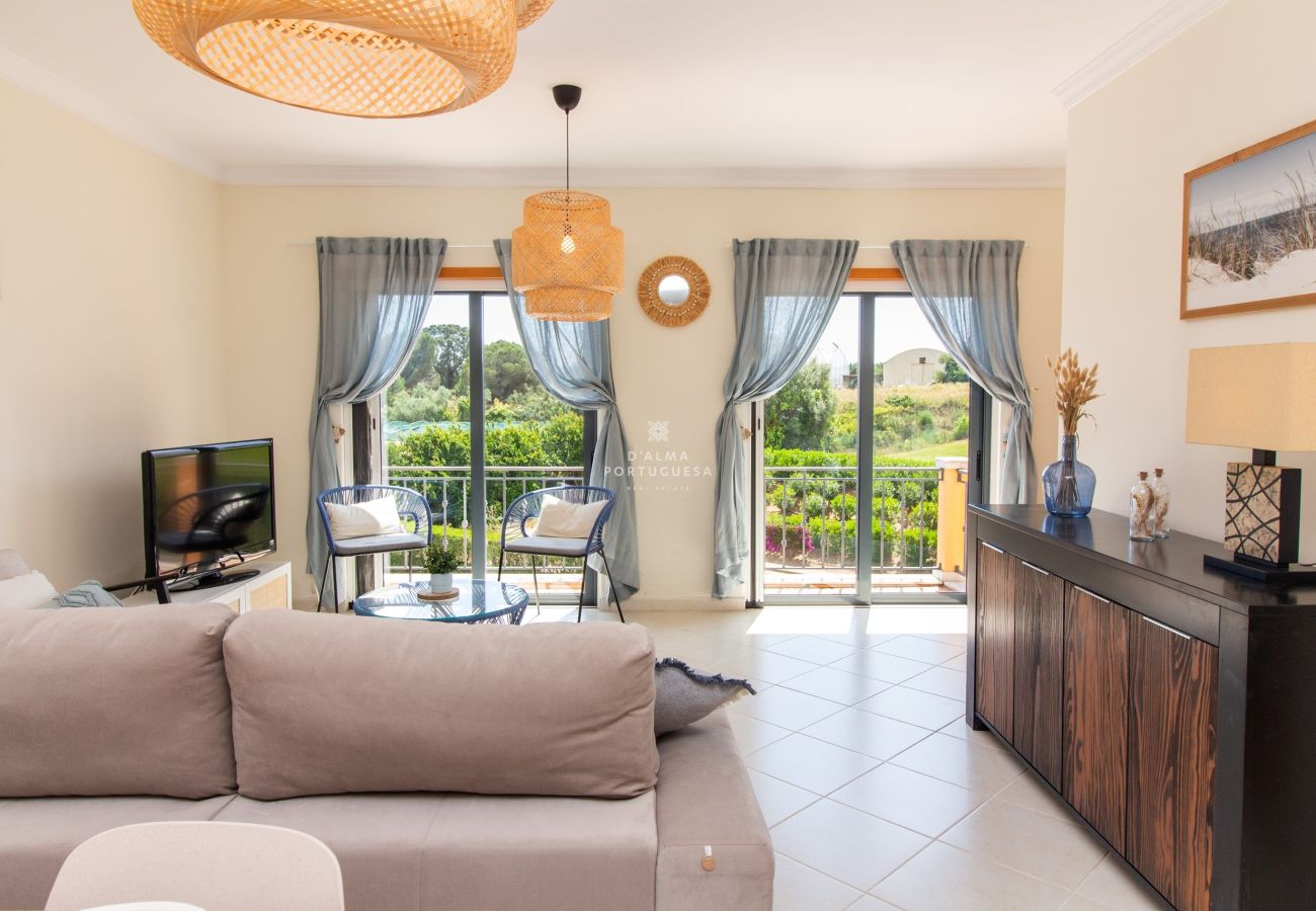 Apartamento em Olhos D´Água - Rosemary Apartment - By D´alma Portuguesa